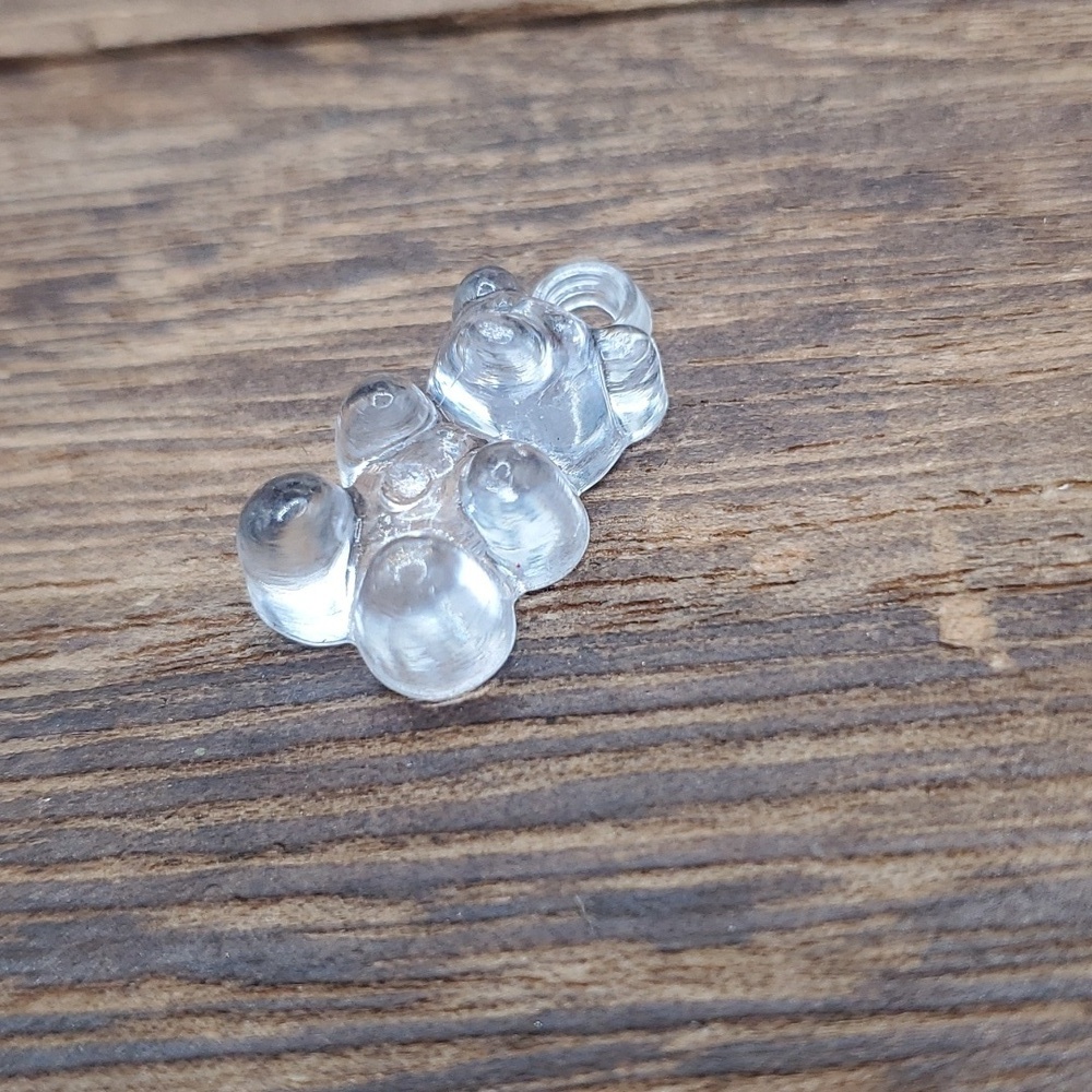 P113 crystal clear gummy‎ bear charm